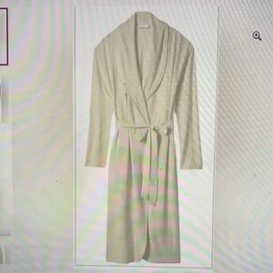 Tommy John Cream parchment  Women's Robe. NWT NEW NEVER WORN. Large